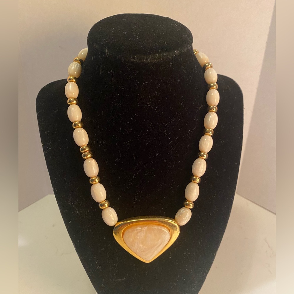 Gold & Cream Statement Necklace with Triangular Pendant Napier Vintage 18”